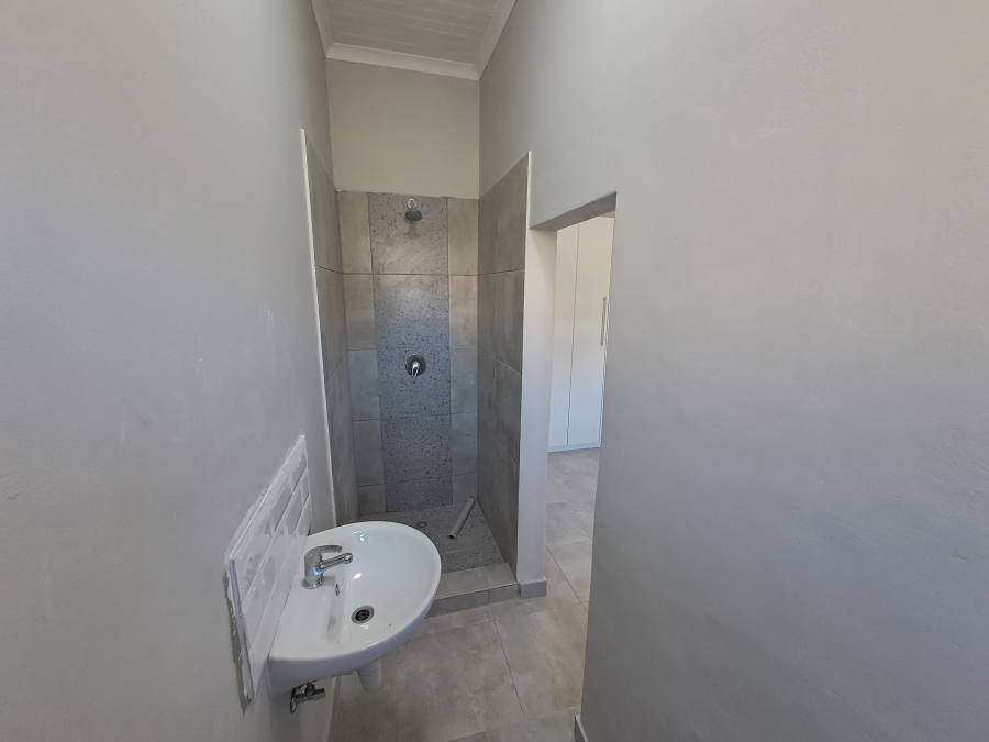 To Let 1 Bedroom Property for Rent in Newton Park Eastern Cape